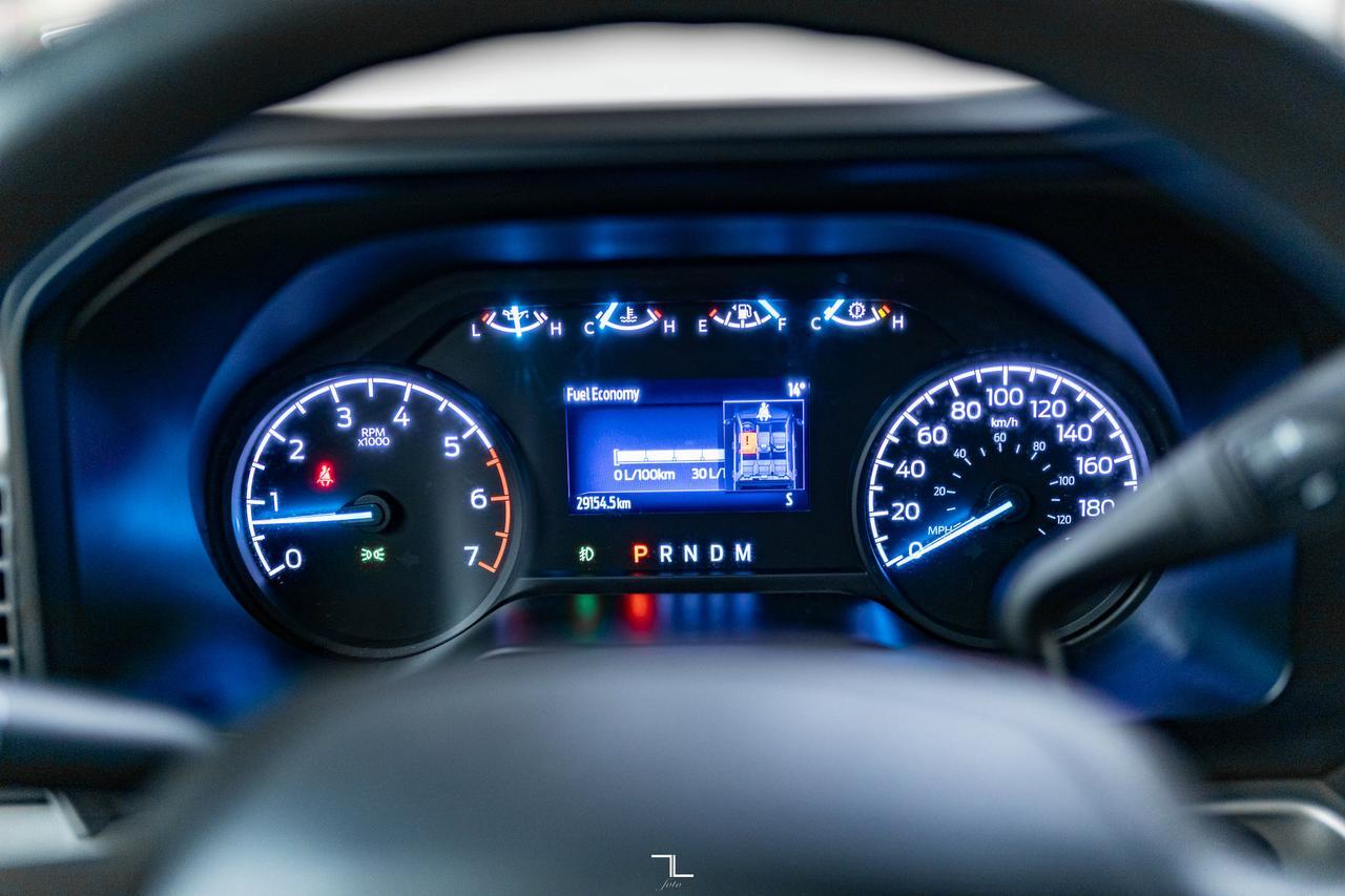 2023 Ford F-350 4x4 Crew Cab XL Deck Red Deer AB