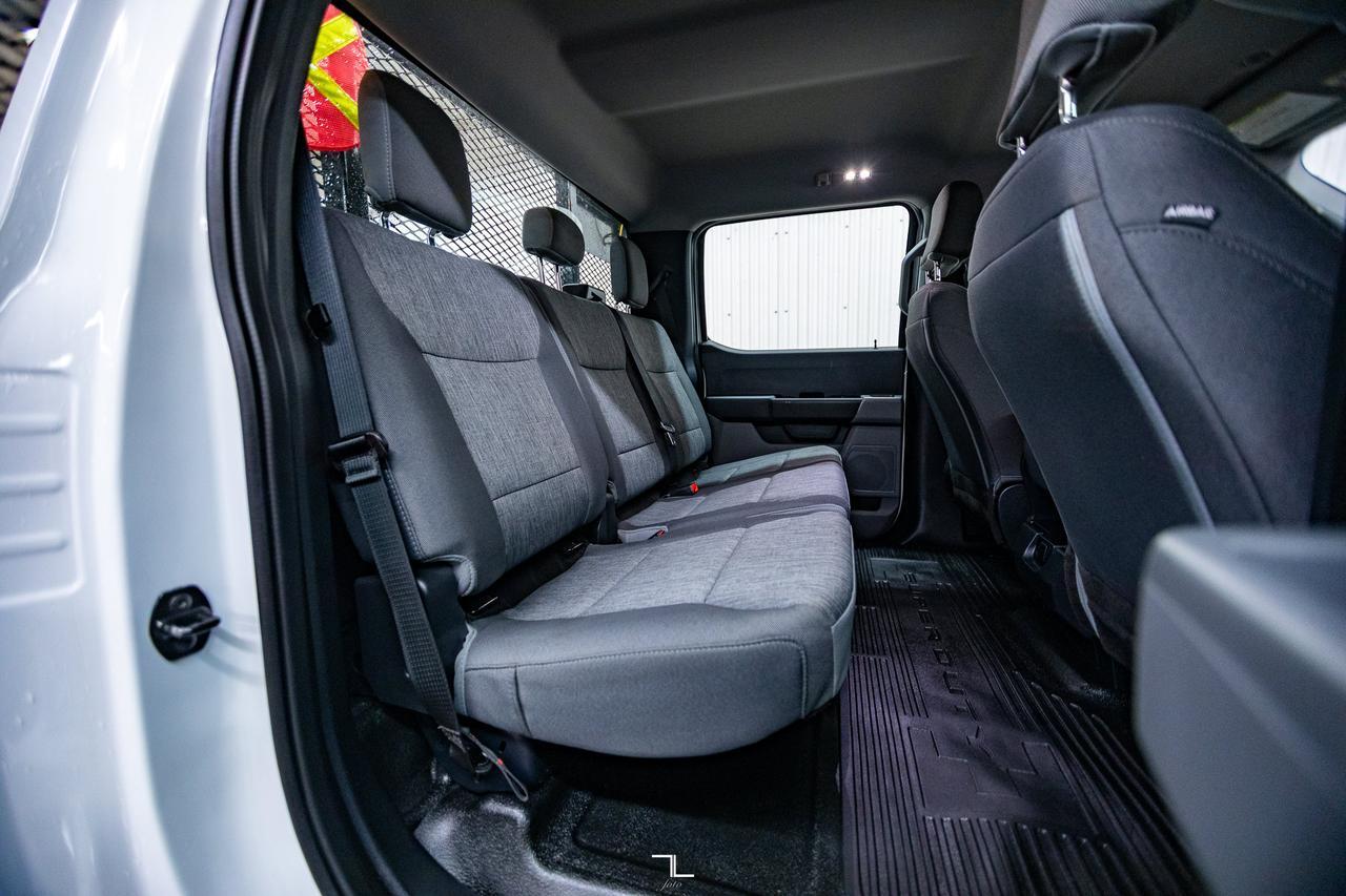 2023 Ford F-350 4x4 Crew Cab XL Deck Red Deer AB