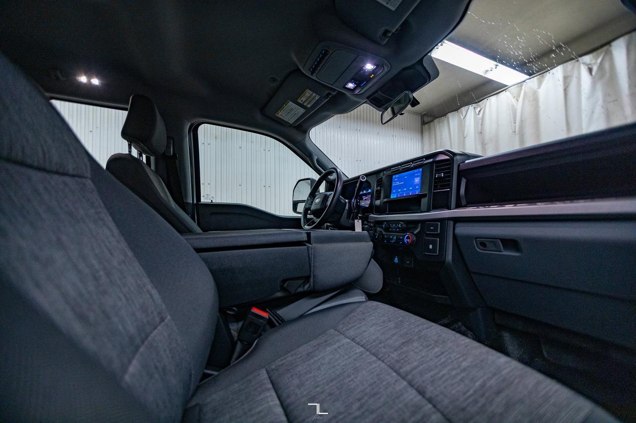 2023 Ford F-350 4x4 Crew Cab XL Deck Red Deer AB