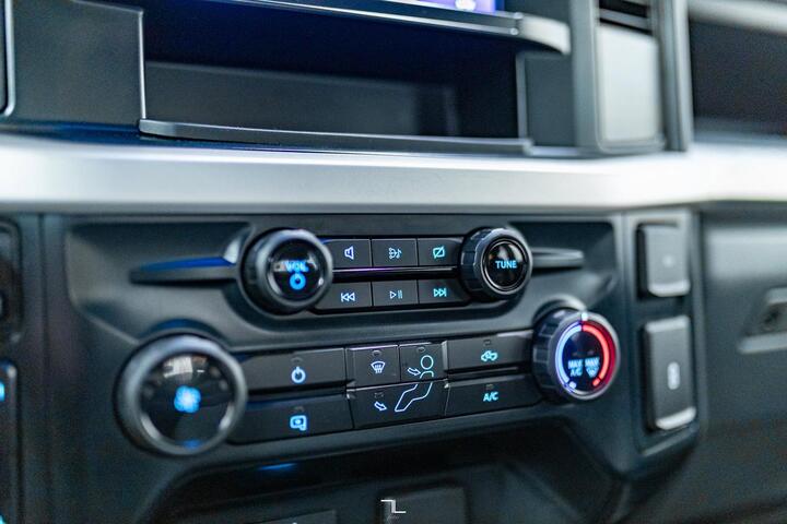 2023 Ford F-350 4x4 Crew Cab XL Deck Red Deer AB