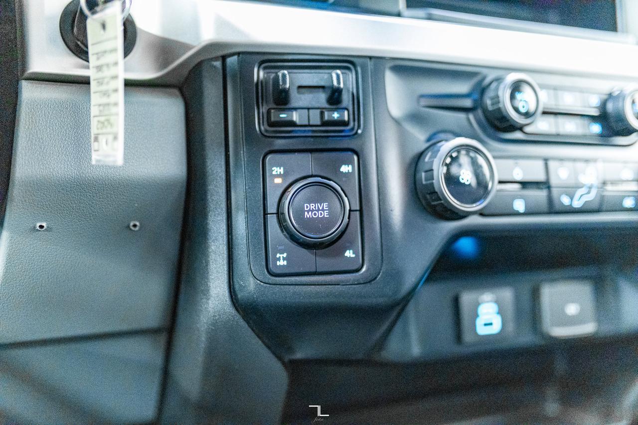 2023 Ford F-350 4x4 Crew Cab XL Deck Red Deer AB