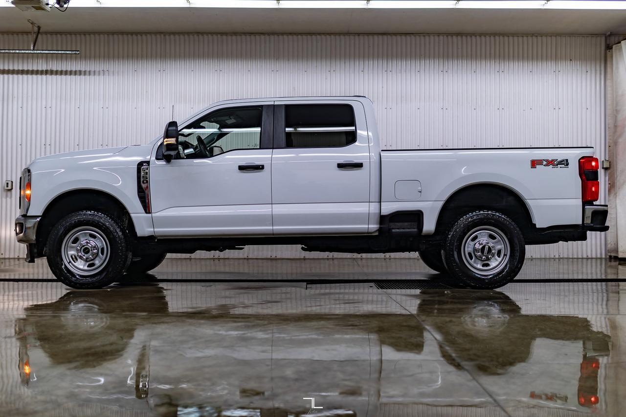 2023 Ford F-350 4x4 Crew Cab XL FX4 BCam Red Deer AB