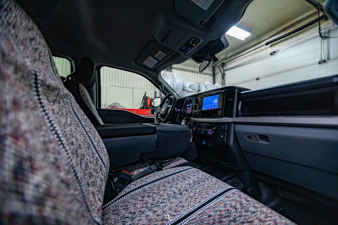 2023 Ford F-350 4x4 Crew Cab XL FX4 BCam Red Deer AB