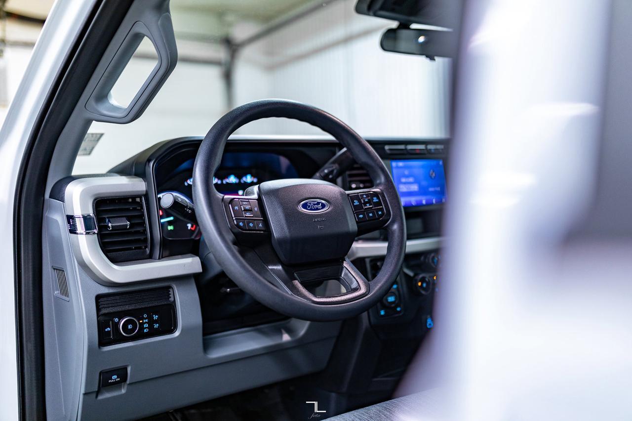 2023 Ford F-350 4x4 Crew Cab XL FX4 Longbox BCam Red Deer AB