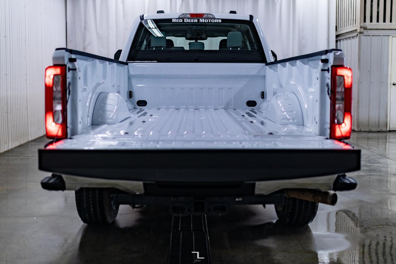 2023 Ford F-350 4x4 Crew Cab XL FX4 Longbox BCam Red Deer AB
