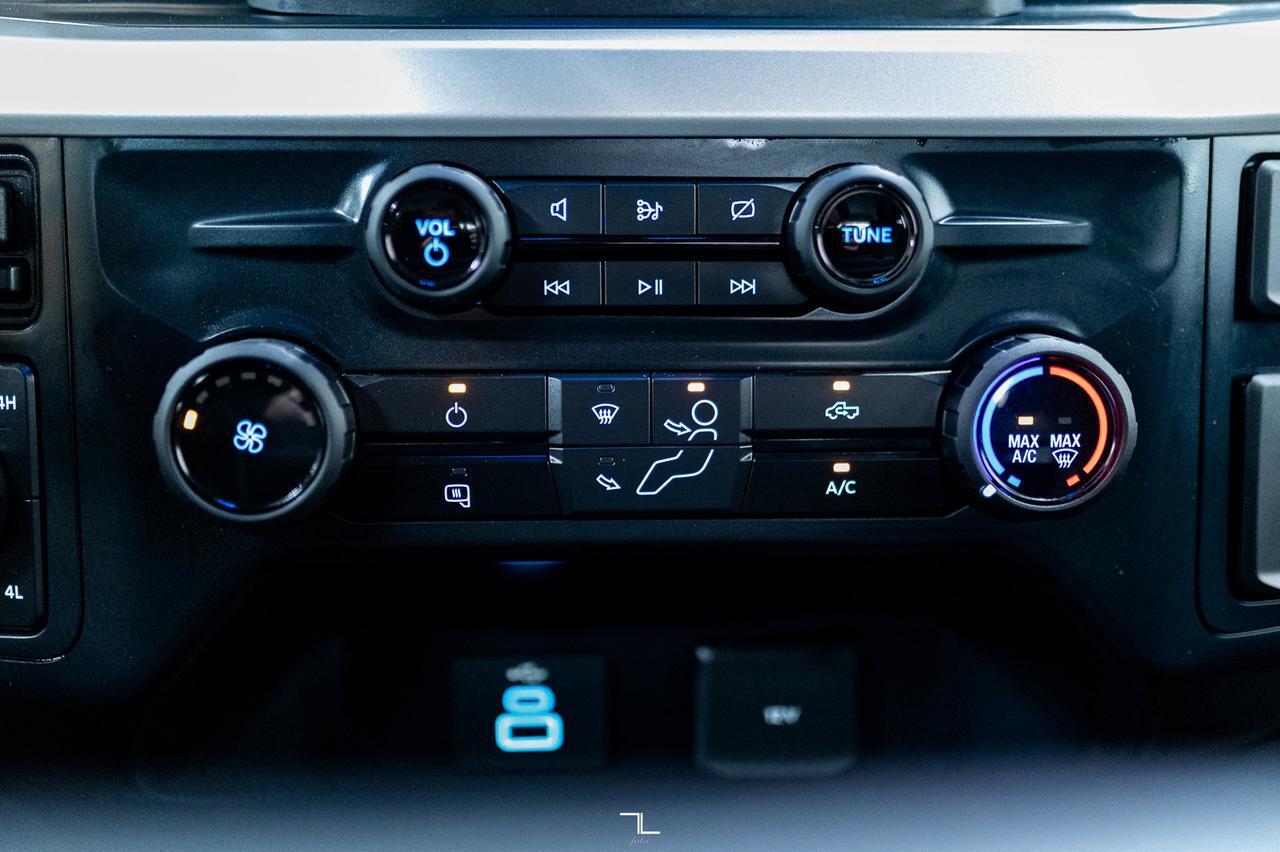 2023 Ford F-350 4x4 Crew Cab XL FX4 Longbox BCam Red Deer AB