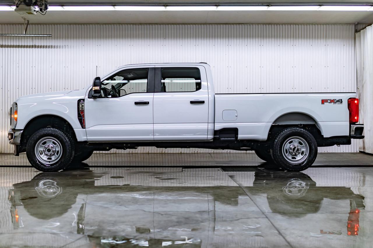2023 Ford F-350 4x4 Crew Cab XL FX4 Longbox BCam Red Deer AB