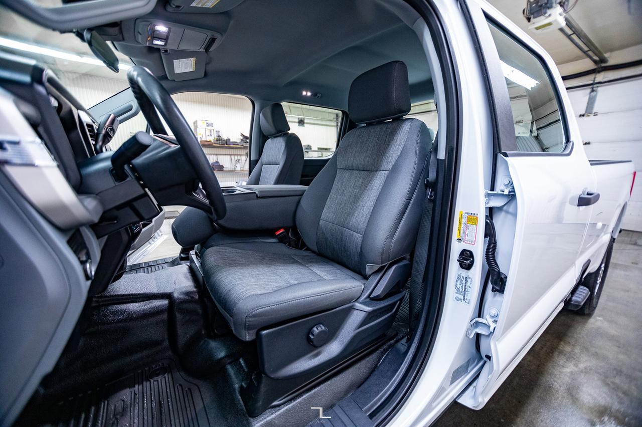 2023 Ford F-350 4x4 Crew Cab XL FX4 Longbox BCam Red Deer AB