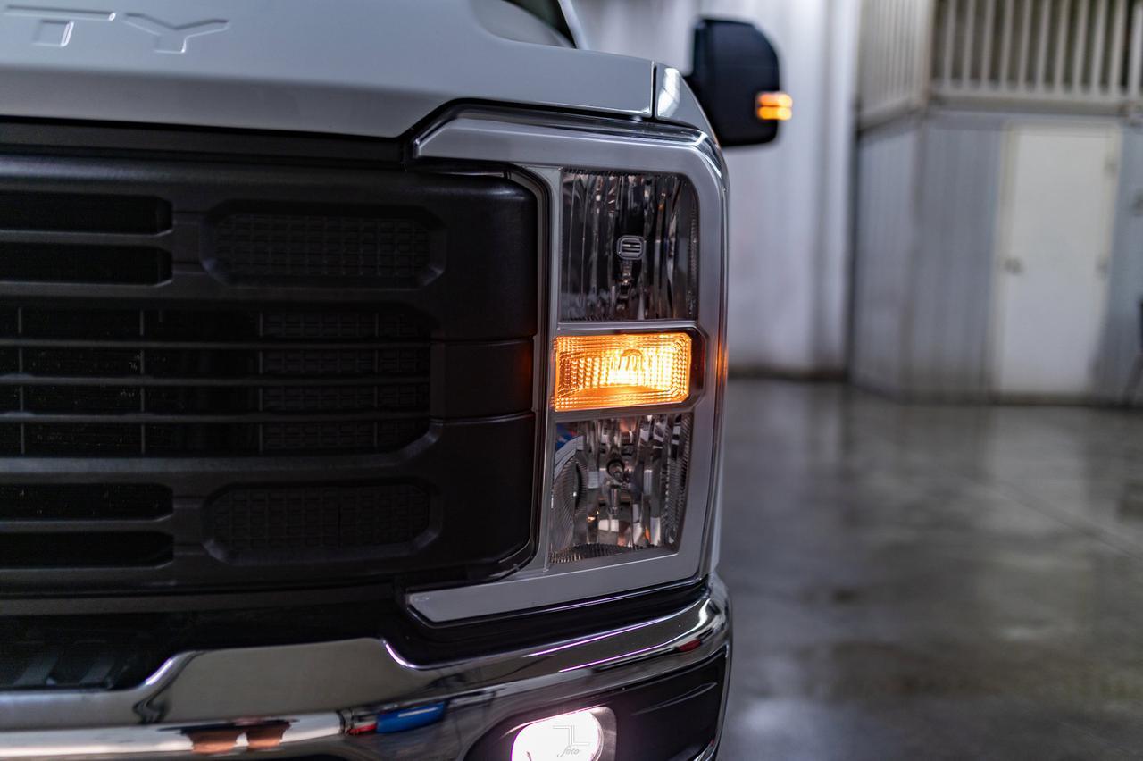 2023 Ford F-350 4x4 Crew Cab XL Longbox BCam Red Deer AB