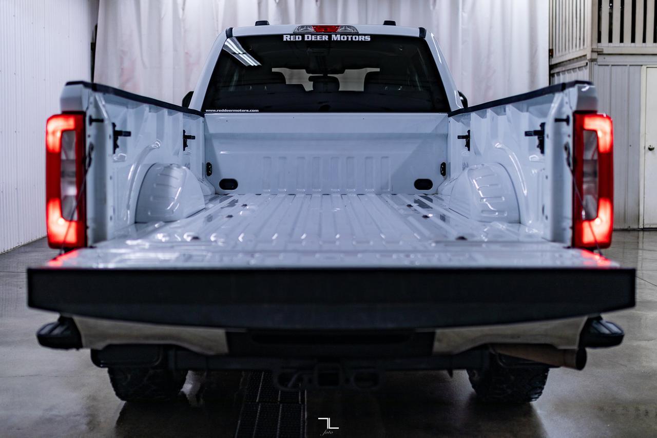 2023 Ford F-350 4x4 Crew Cab XL Longbox BCam Red Deer AB