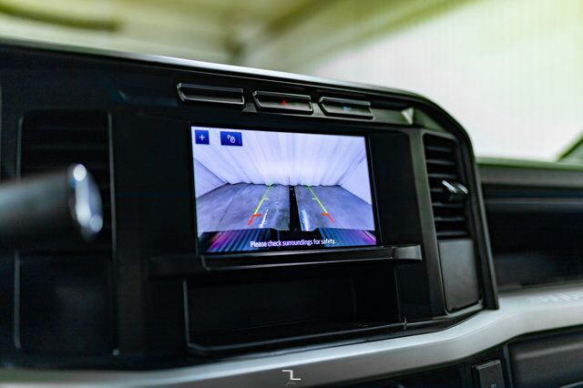 2023 Ford F-350 4x4 Crew Cab XL Longbox BCam Red Deer AB