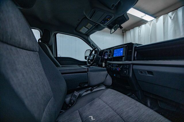 2023 Ford F-350 4x4 Crew Cab XL Longbox BCam Red Deer AB