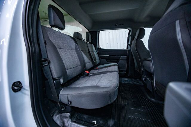 2023 Ford F-350 4x4 Crew Cab XL Longbox BCam Red Deer AB