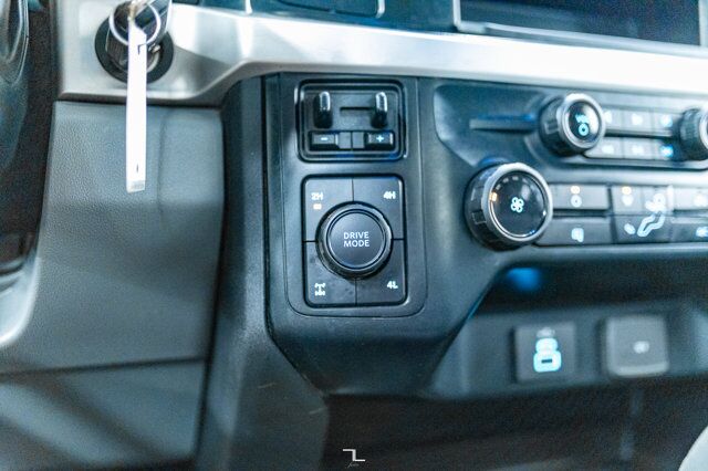 2023 Ford F-350 4x4 Crew Cab XL Longbox BCam Red Deer AB