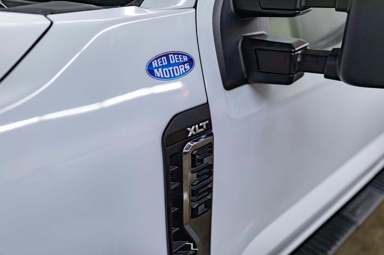 2023 Ford F-350 4x4 Crew Cab XLT Deck BCam Red Deer AB