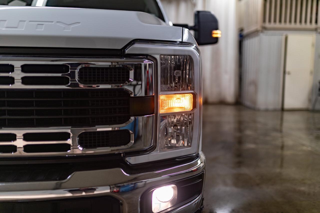 2023 Ford F-350 4x4 Crew Cab XLT Deck BCam Red Deer AB