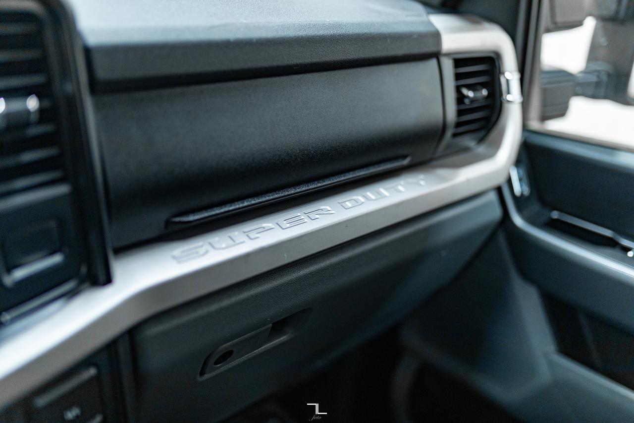 2023 Ford F-350 4x4 Crew Cab XLT Deck BCam Red Deer AB