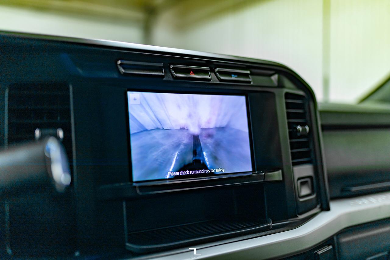 2023 Ford F-350 4x4 Crew Cab XLT Deck BCam Red Deer AB