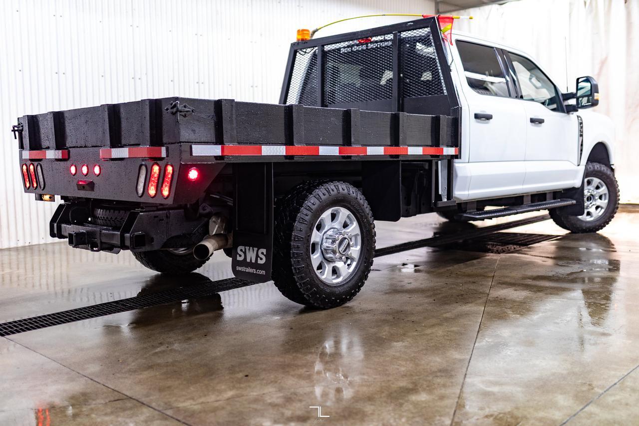 2023 Ford F-350 4x4 Crew Cab XLT Deck BCam Red Deer AB