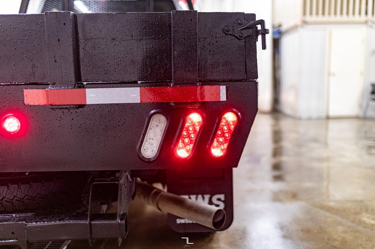 2023 Ford F-350 4x4 Crew Cab XLT Deck BCam Red Deer AB