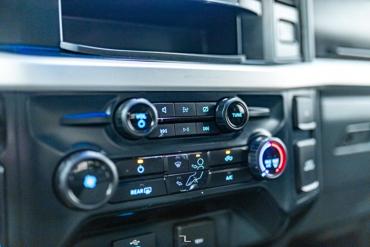 2023 Ford F-350 4x4 Crew Cab XLT Deck BCam Red Deer AB