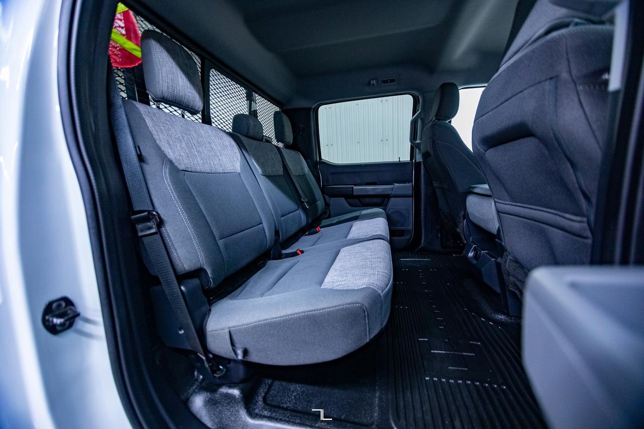 2023 Ford F-350 4x4 Crew Cab XLT Deck PSeat BCam Red Deer AB