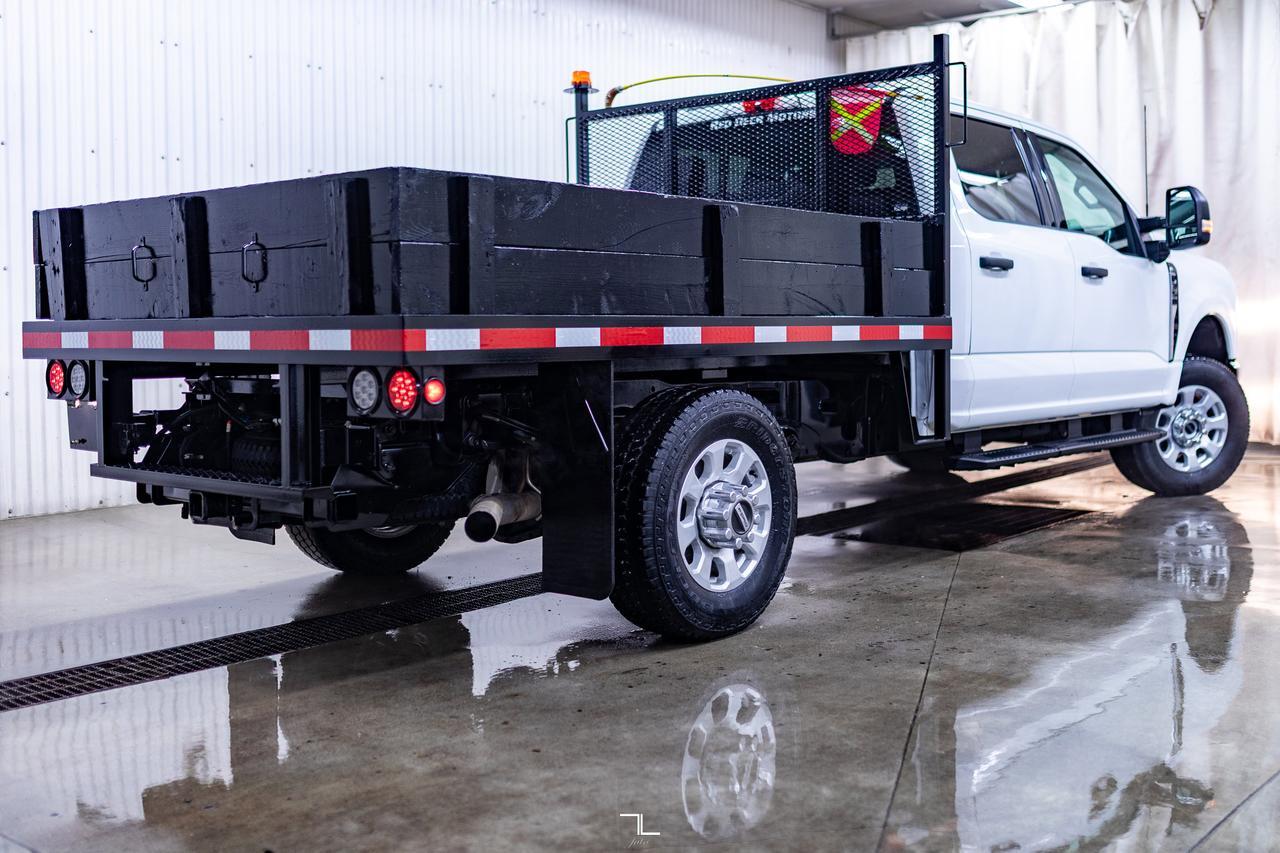 2023 Ford F-350 4x4 Crew Cab XLT Deck PSeat BCam Red Deer AB