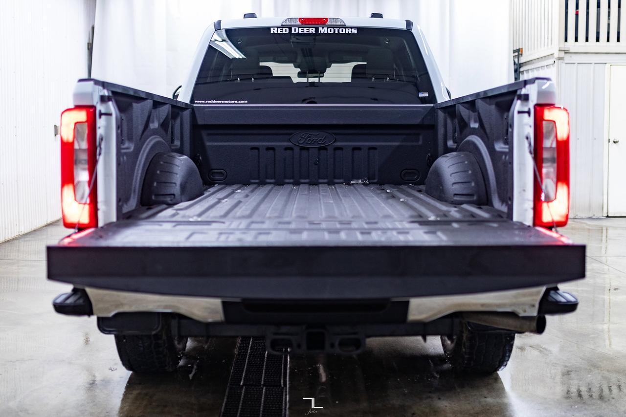 2023 Ford F-350 4x4 Crew Cab XLT FX4 BCam Red Deer AB