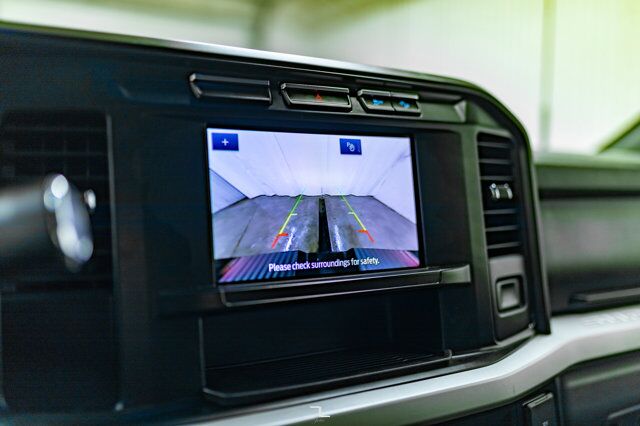 2023 Ford F-350 4x4 Crew Cab XLT FX4 BCam Red Deer AB