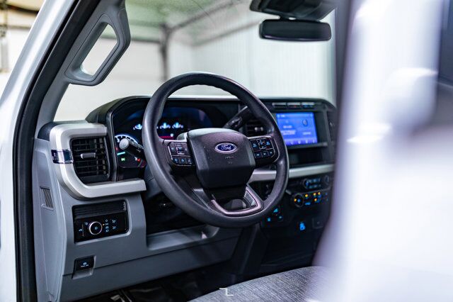 2023 Ford F-350 4x4 Crew Cab XLT FX4 BCam Red Deer AB