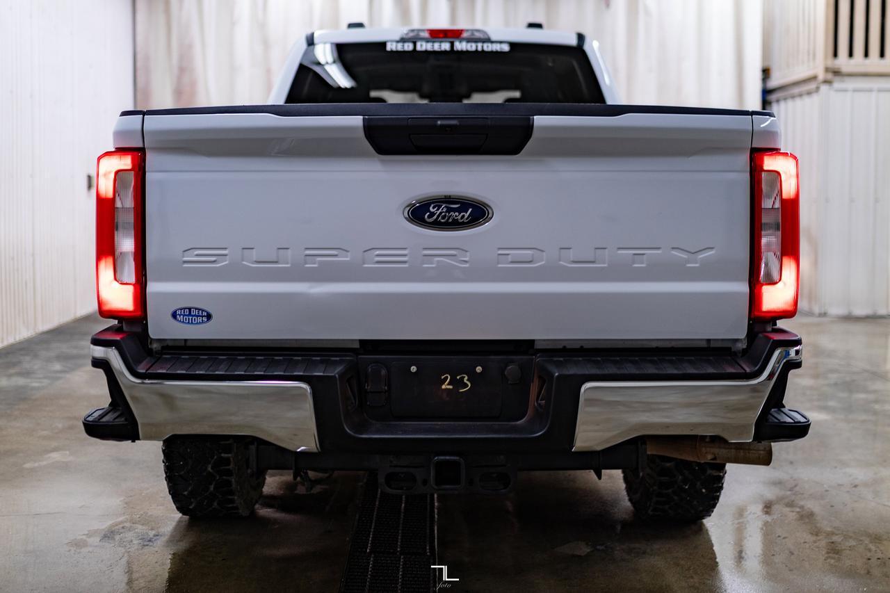 2023 Ford F-350 4x4 Crew Cab XLT FX4 Diesel PSeat BCam Red Deer AB