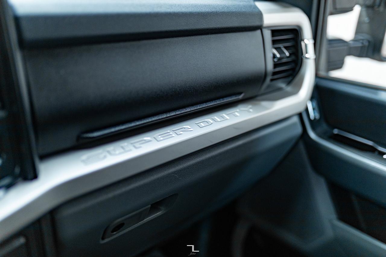 2023 Ford F-350 4x4 Crew Cab XLT FX4 Diesel PSeat BCam Red Deer AB