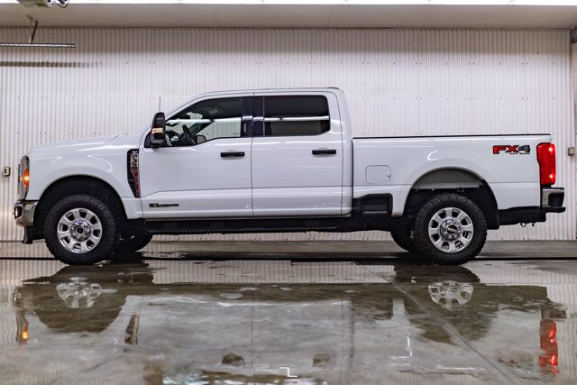 2023 Ford F-350 4x4 Crew Cab XLT FX4 Diesel PSeat BCam Red Deer AB