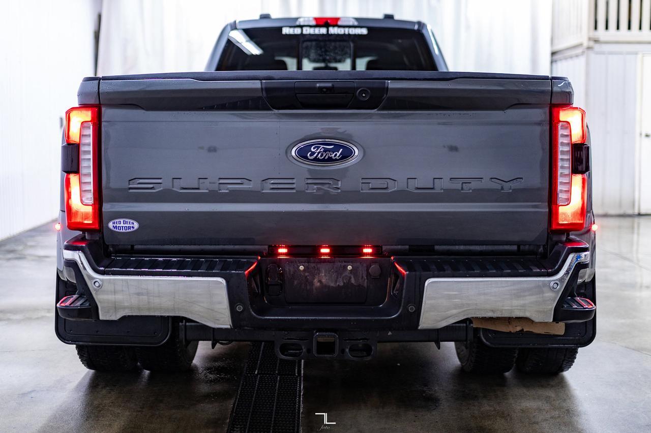 2023 Ford F-350 4x4 Crew Cab XLT FX4 Dually Diesel BCam Red Deer AB