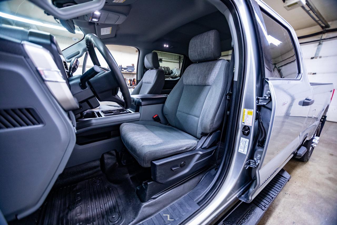 2023 Ford F-350 4x4 Crew Cab XLT FX4 Longbox PSeat BCam Red Deer AB