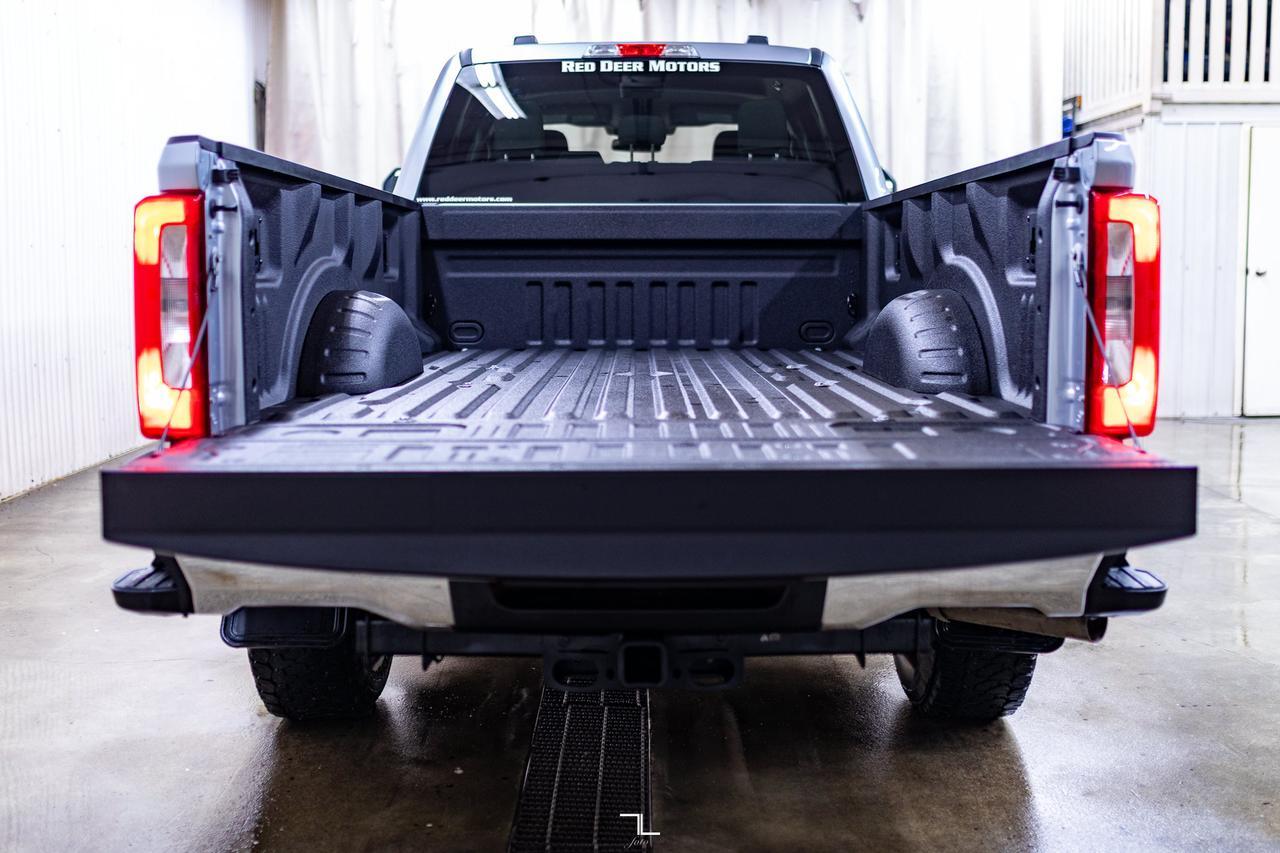 2023 Ford F-350 4x4 Crew Cab XLT FX4 Longbox PSeat BCam Red Deer AB