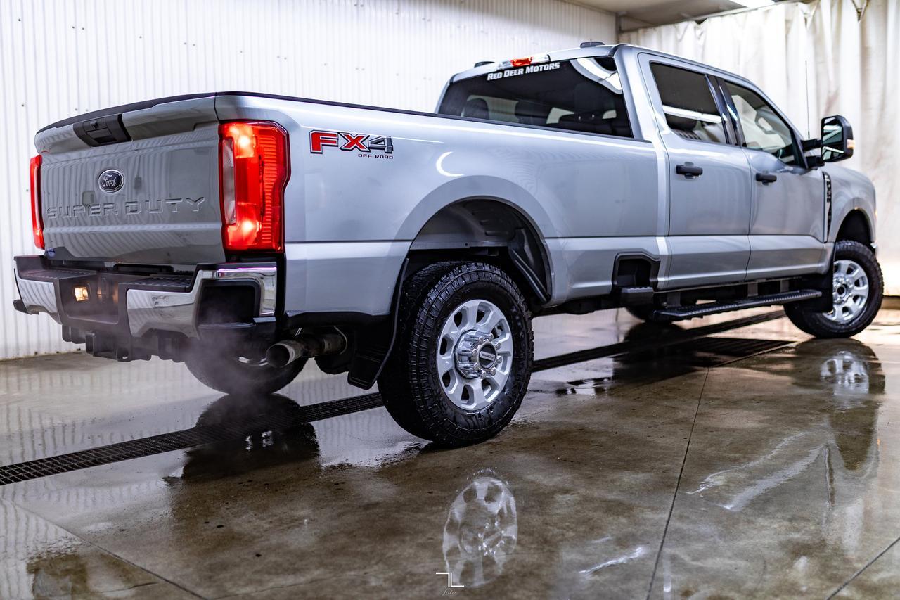 2023 Ford F-350 4x4 Crew Cab XLT FX4 Longbox PSeat BCam Red Deer AB