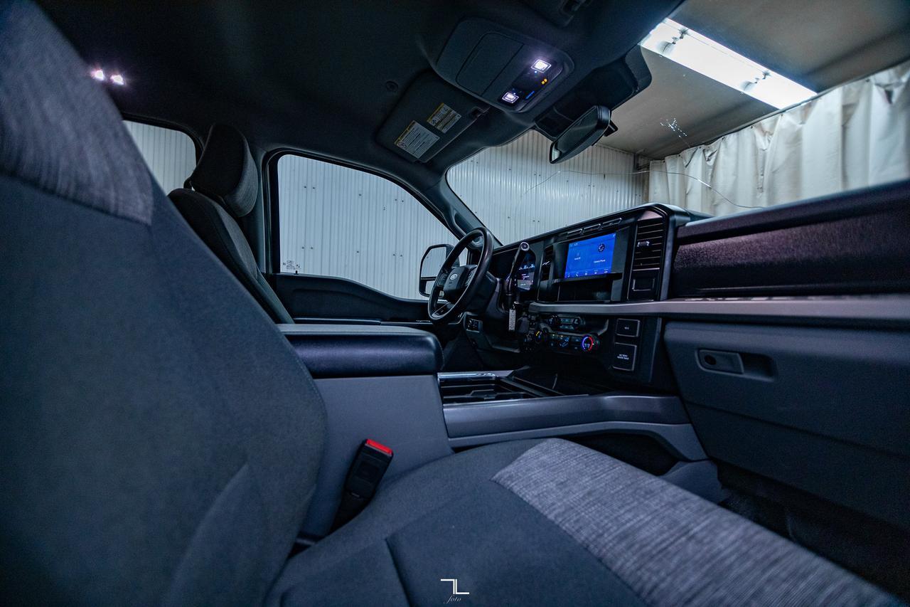 2023 Ford F-350 4x4 Crew Cab XLT FX4 Longbox PSeat BCam Red Deer AB