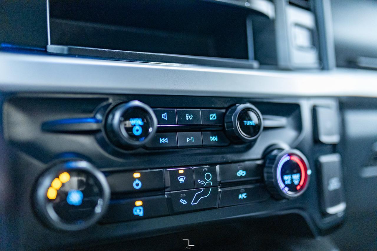 2023 Ford F-350 4x4 Crew Cab XLT FX4 Longbox PSeat BCam Red Deer AB