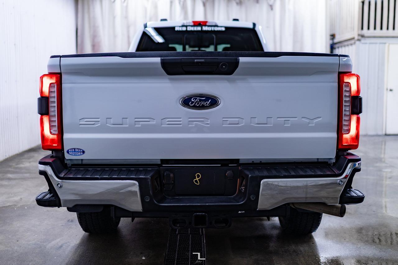 2023 Ford F-350 4x4 Crew Cab XLT FX4 Longbox PSeat BCam Red Deer AB