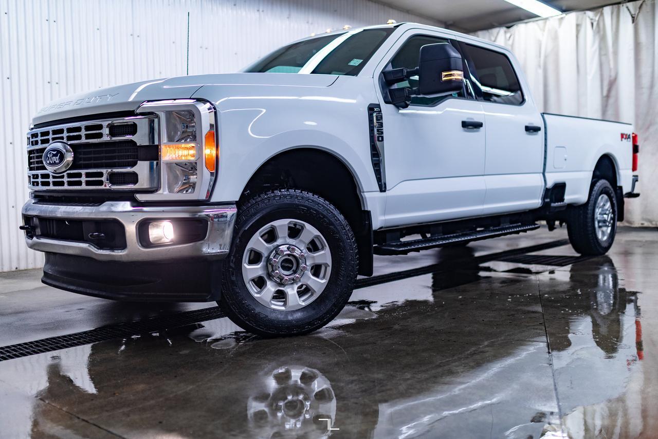2023 Ford F-350 4x4 Crew Cab XLT FX4 Longbox PSeat BCam Red Deer AB