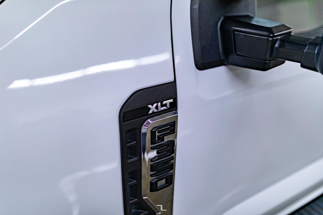 2023 Ford F-350 4x4 Crew Cab XLT FX4 Longbox Pseat BCam Red Deer AB