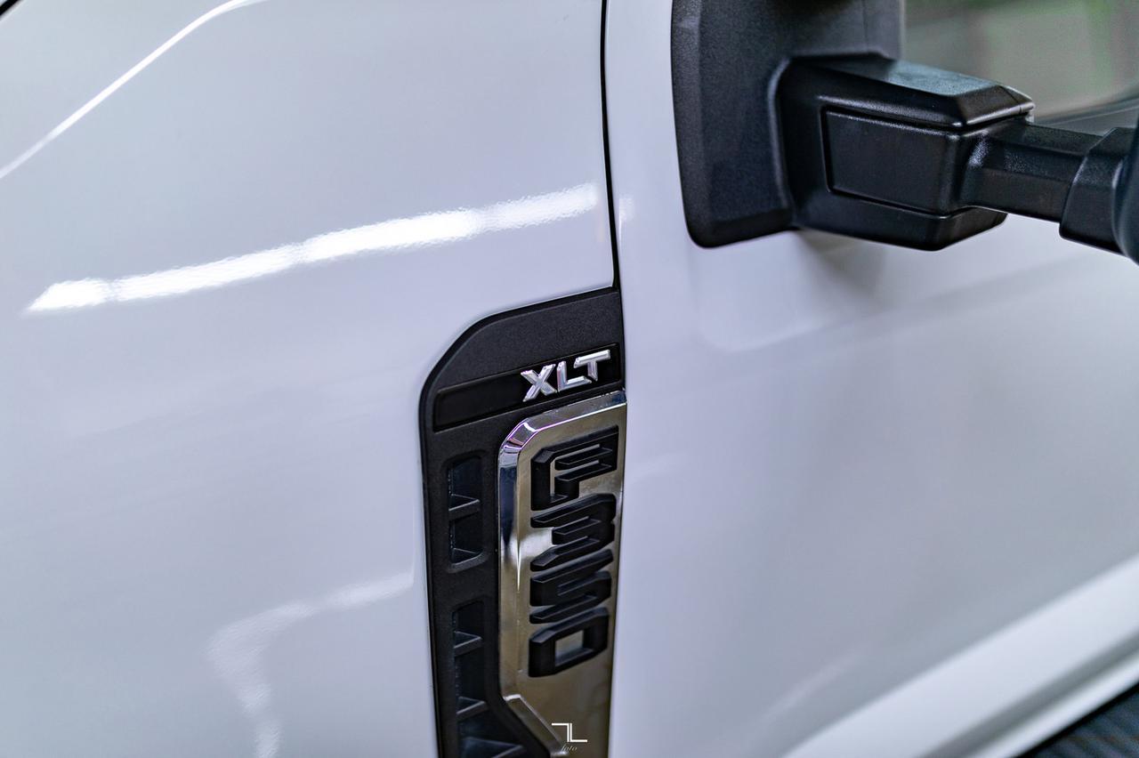 2023 Ford F-350 4x4 Crew Cab XLT FX4 Longbox Pseat BCam Red Deer AB