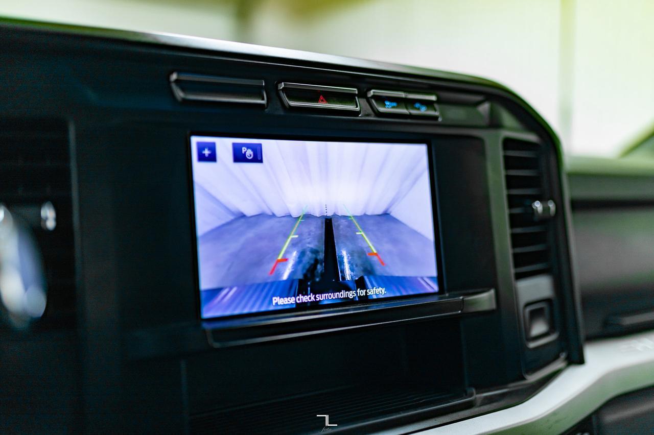 2023 Ford F-350 4x4 Crew Cab XLT FX4 Longbox Pseat BCam Red Deer AB