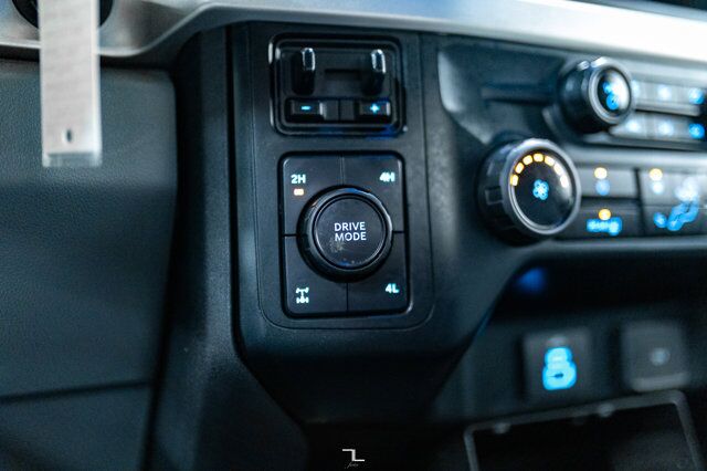 2023 Ford F-350 4x4 Crew Cab XLT FX4 Longbox Pseat BCam Red Deer AB