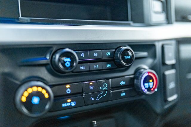 2023 Ford F-350 4x4 Crew Cab XLT FX4 Longbox Pseat BCam Red Deer AB