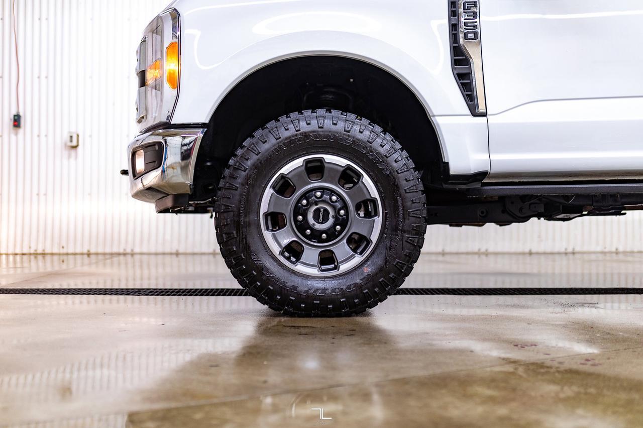 2023 Ford F-350 4x4 Crew Cab XLT Tremor PSeat BCam Red Deer AB