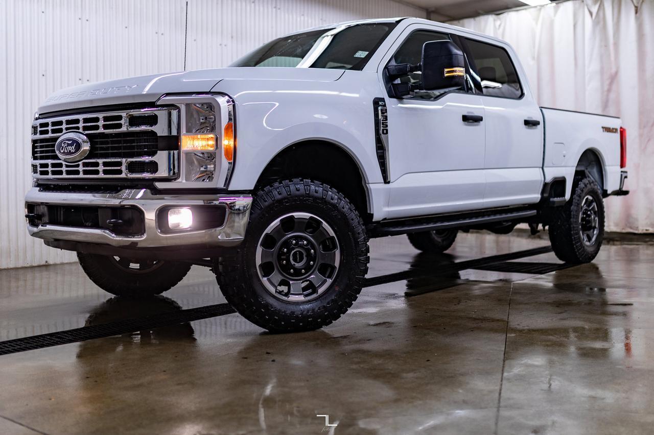 2023 Ford F-350 4x4 Crew Cab XLT Tremor PSeat BCam Red Deer AB