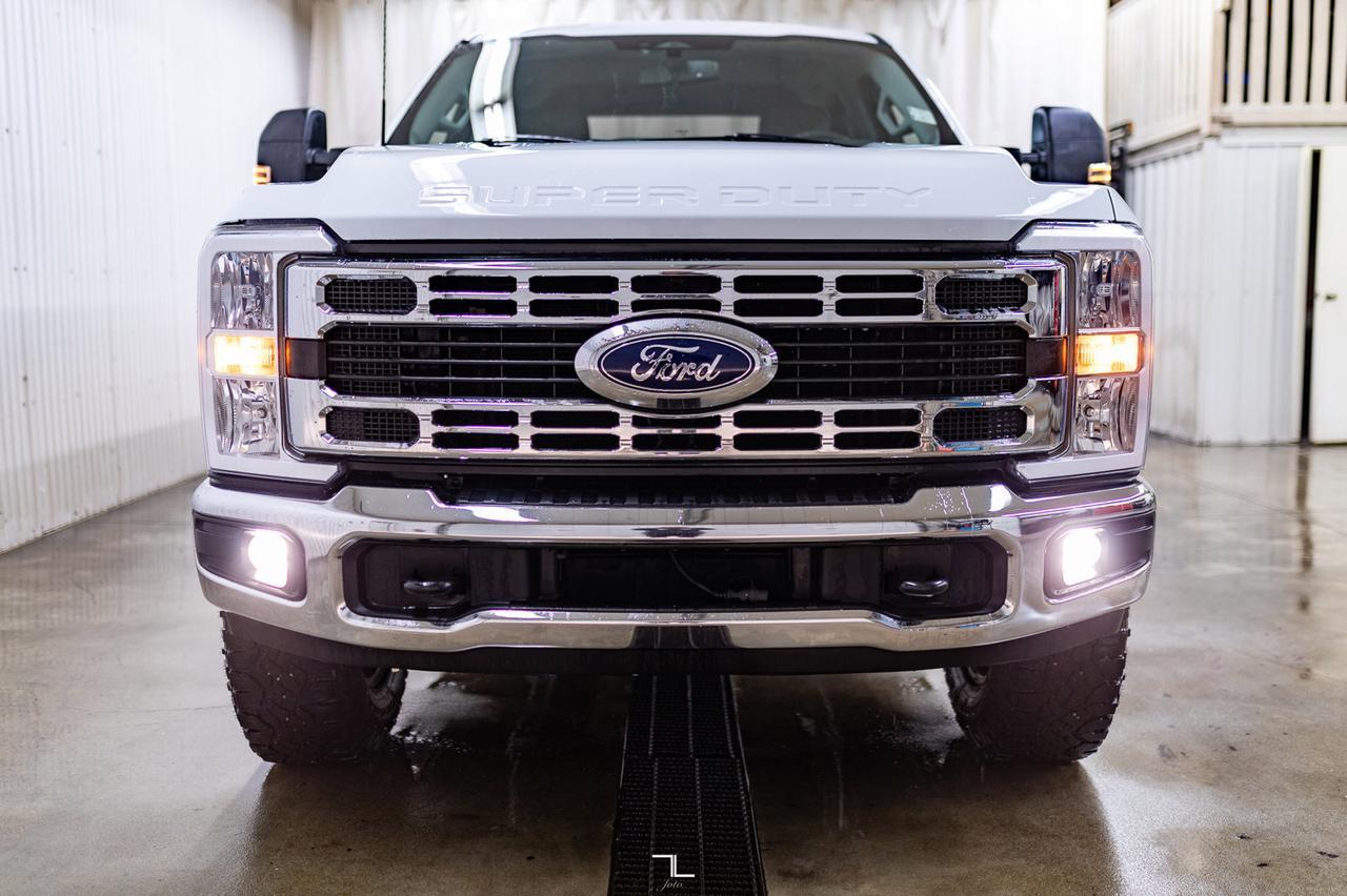 2023 Ford F-350 4x4 Crew Cab XLT Tremor PSeat BCam Red Deer AB