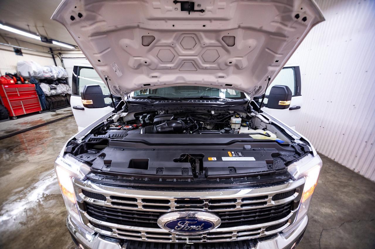 2023 Ford F-350 4x4 Crew Cab XLT Tremor PSeat BCam Red Deer AB